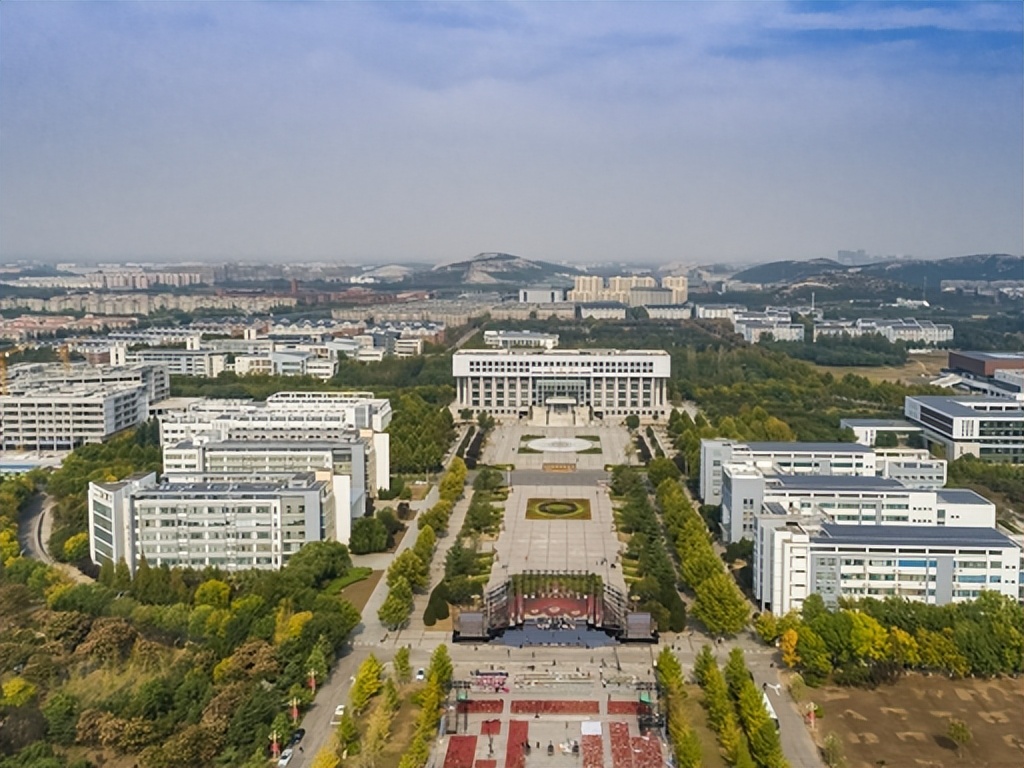 山东的公办二本大学有哪些？最新录取分数来了